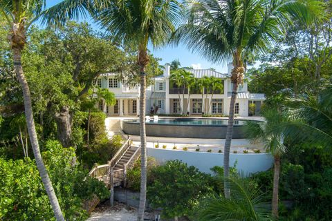 A home in Sewalls Point