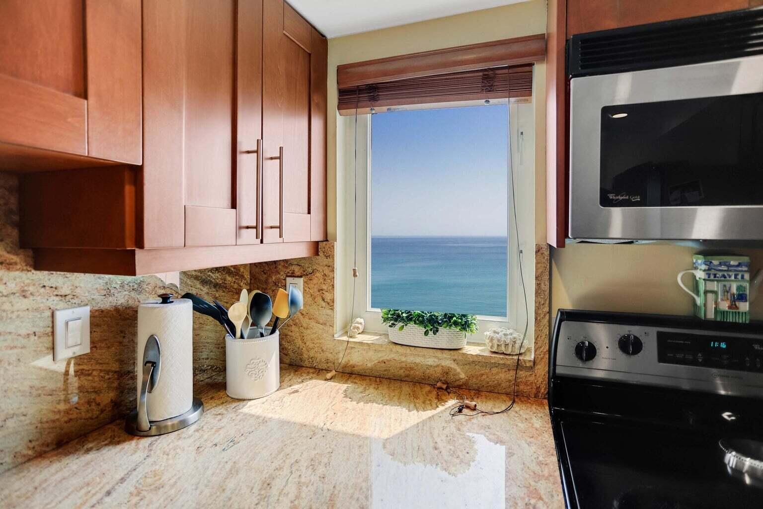 AMBASSADORS EAST - Residential Lease