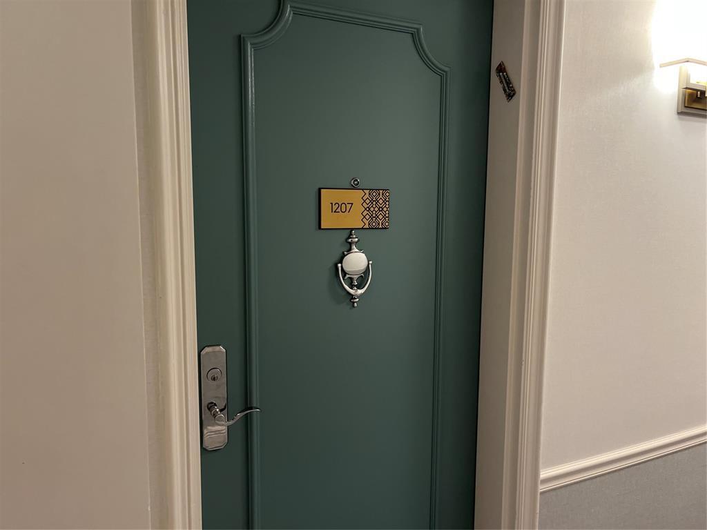 THE EXECUTIVE RESIDENCES CONDO - Residential