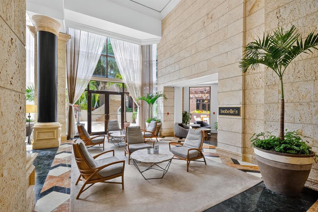 THE EXECUTIVE RESIDENCES CONDO - Residential