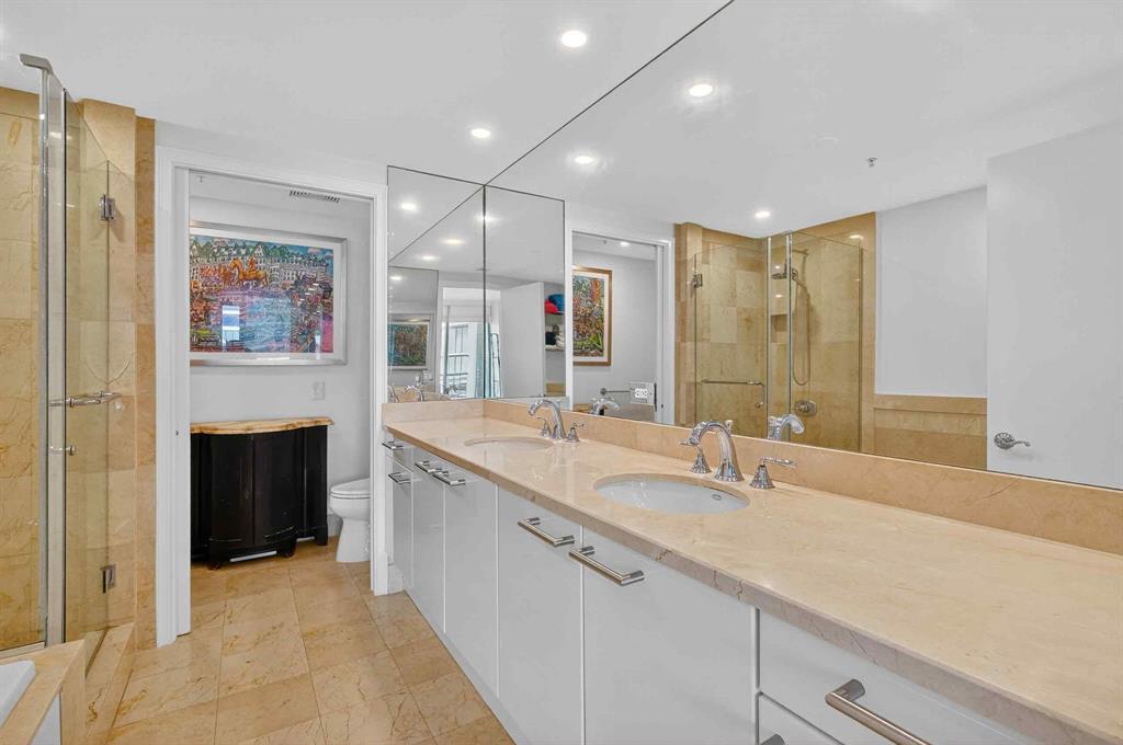 THE EXECUTIVE RESIDENCES CONDO - Residential