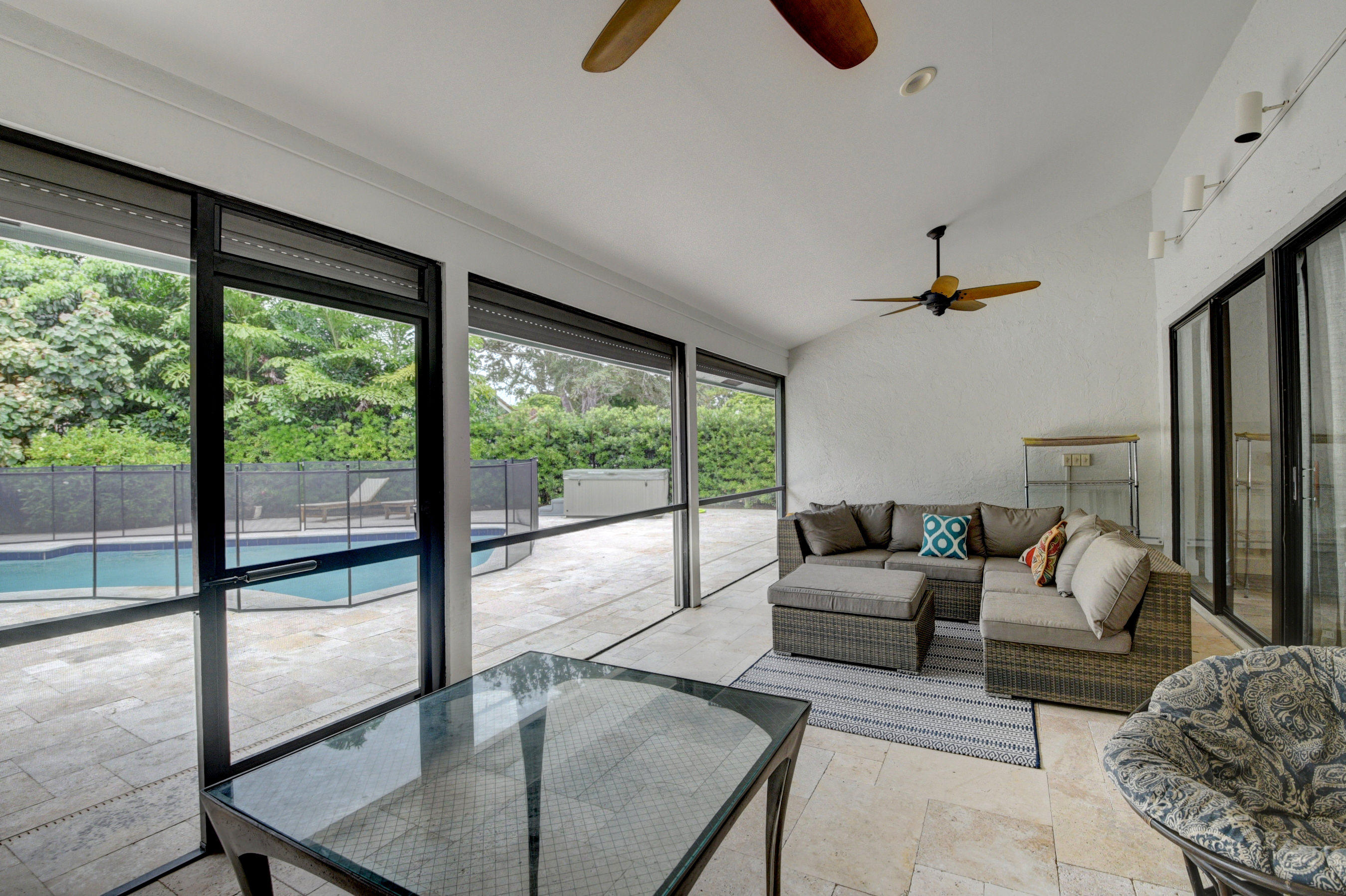 Seagate Country Club - Residential Lease