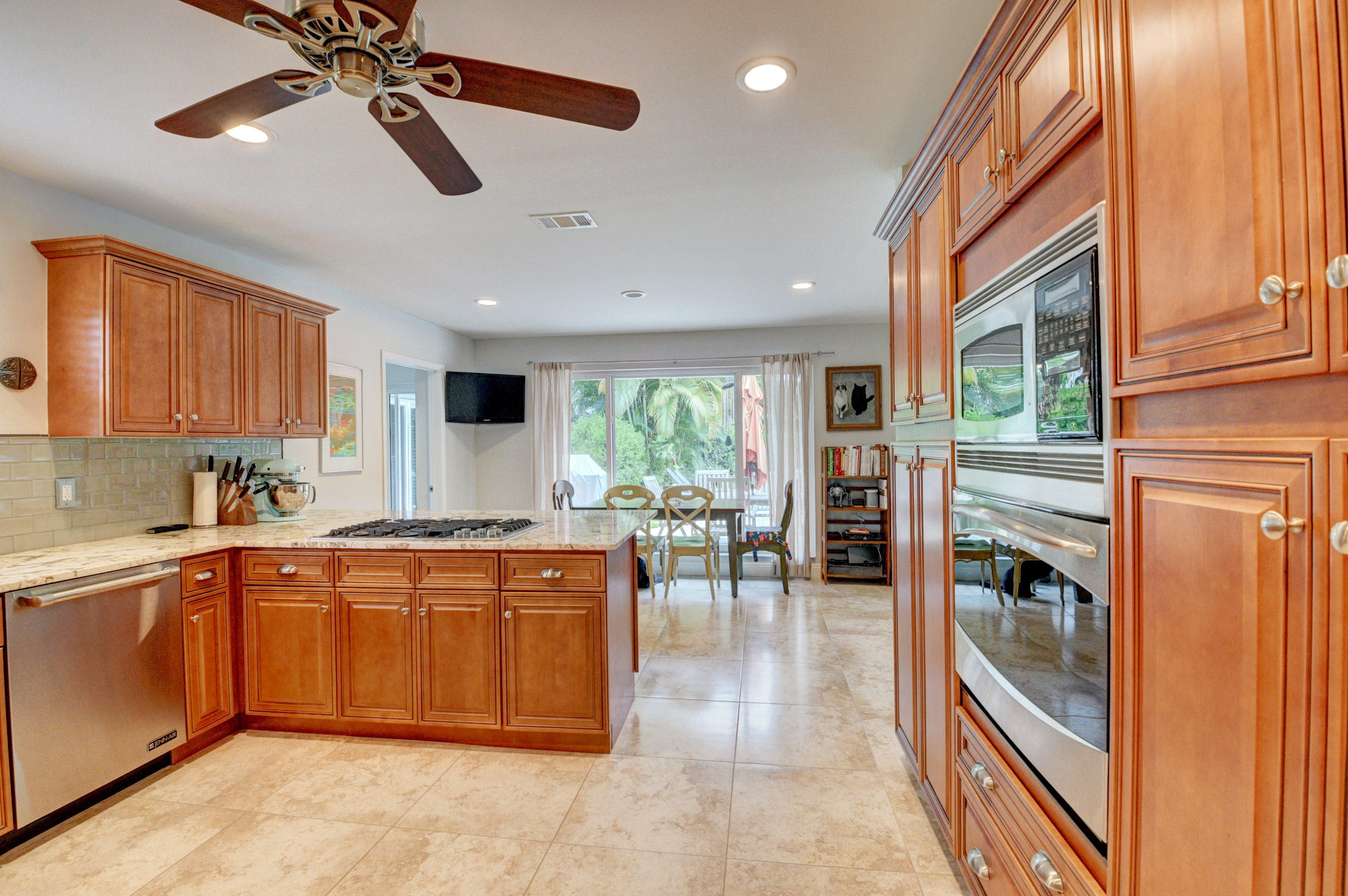 Seagate Country Club - Residential Lease