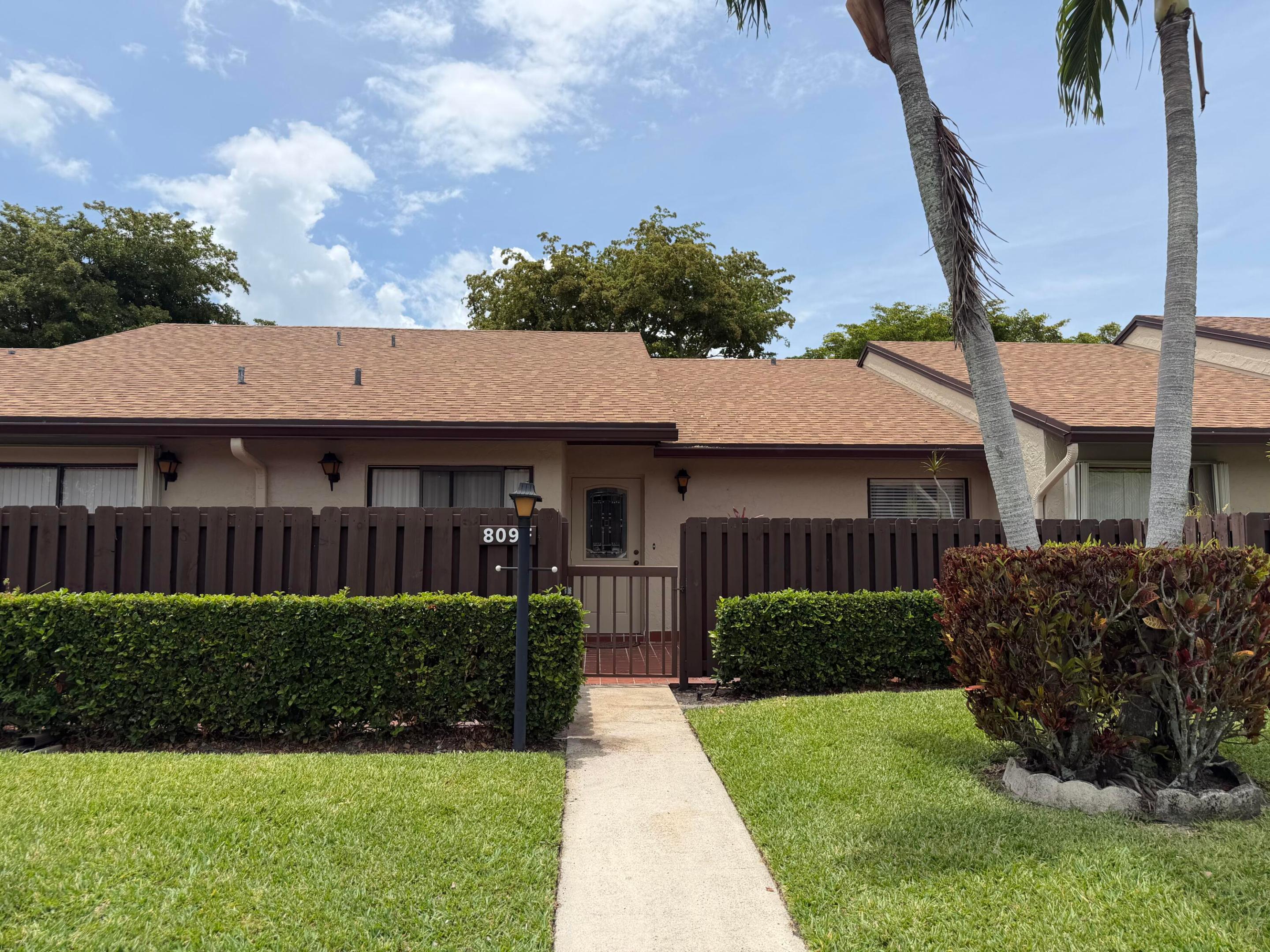 PINE RIDGE NORTH VILLAGE IV CONDO - Residential Lease