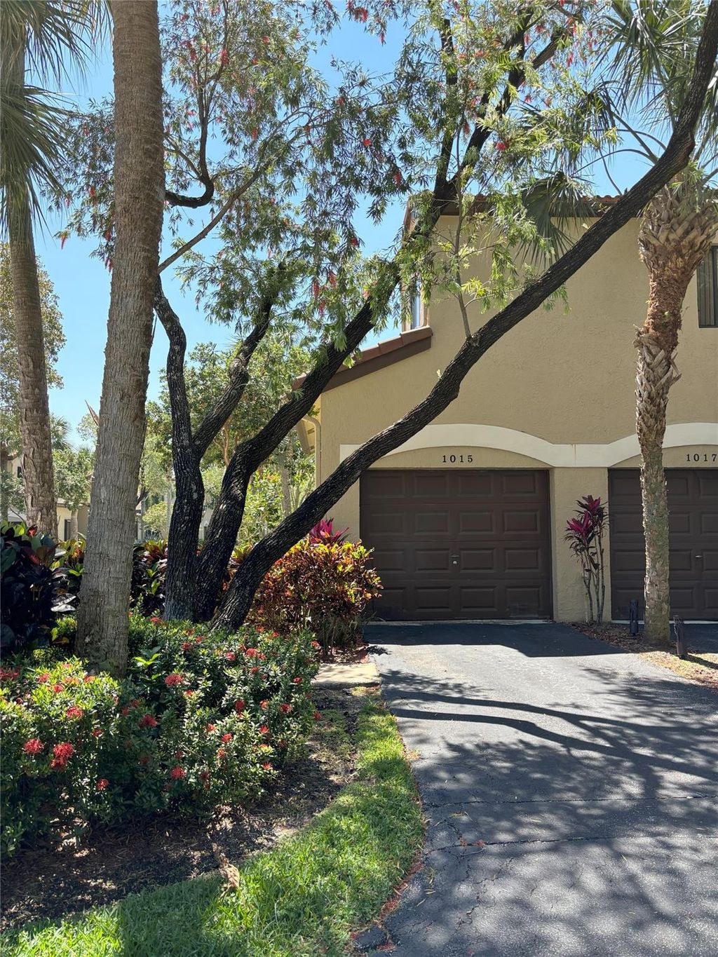 Photo of 1015 NW 105th Avenue #D-138, Plantation, FL 33322 (MLS # F10411892)