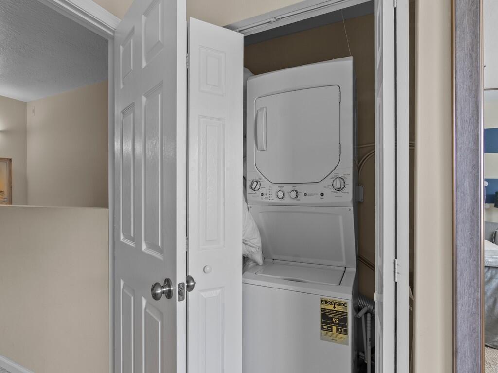 PINETREE VILLAGE - Residential