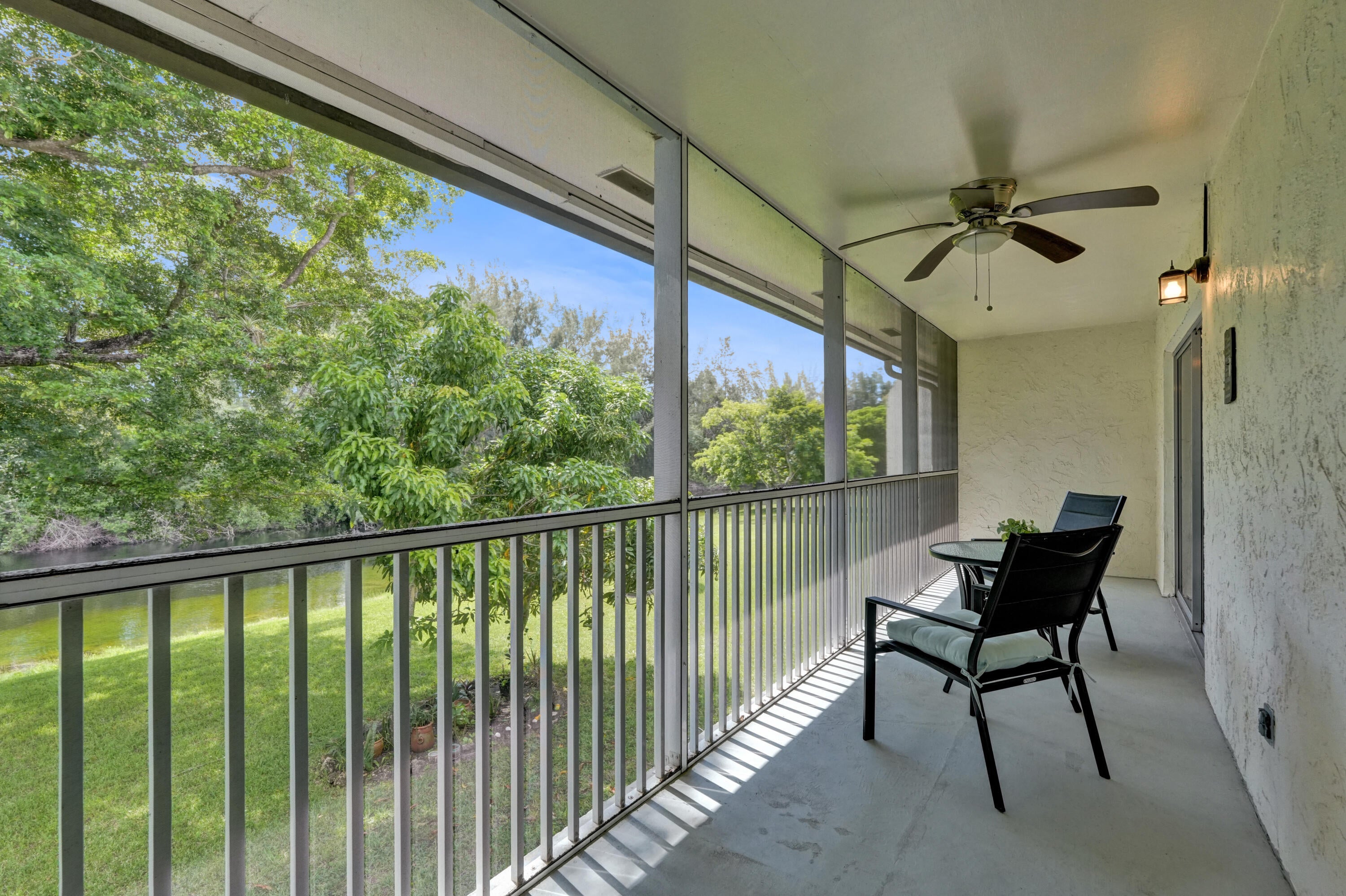 130 LAKE MERYL Drive 227