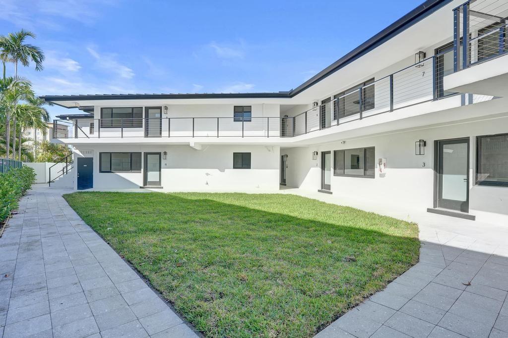 SANTA BARBARA SHORES - Residential Lease