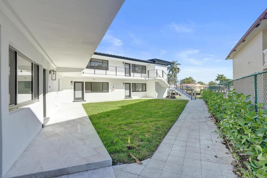 SANTA BARBARA SHORES - Residential Lease