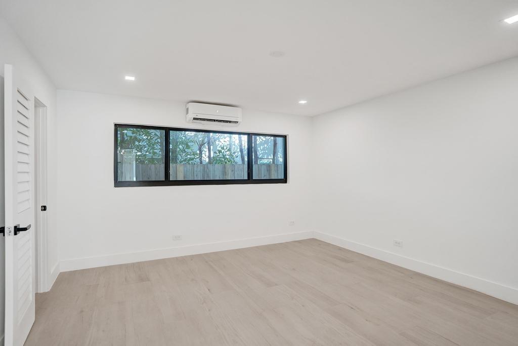 SANTA BARBARA SHORES - Residential Lease