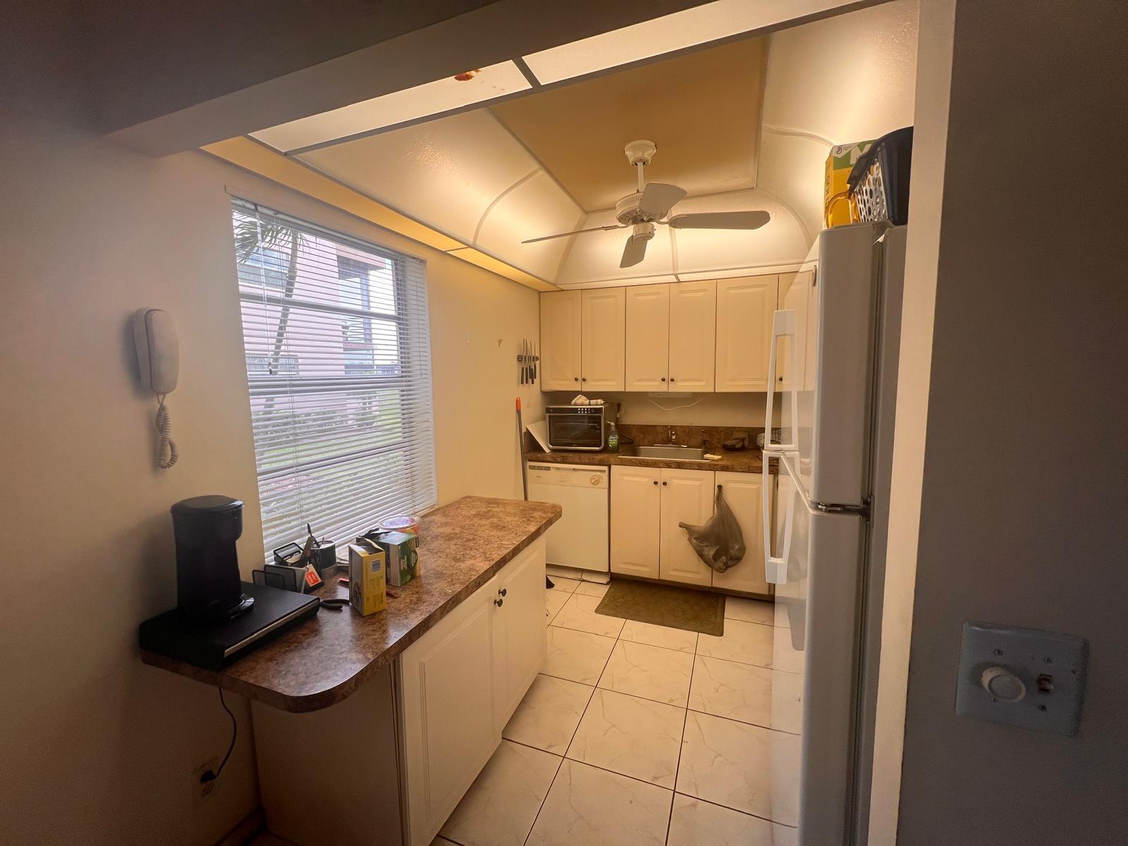 KINGS POINT FLANDERS CONDOS - Residential