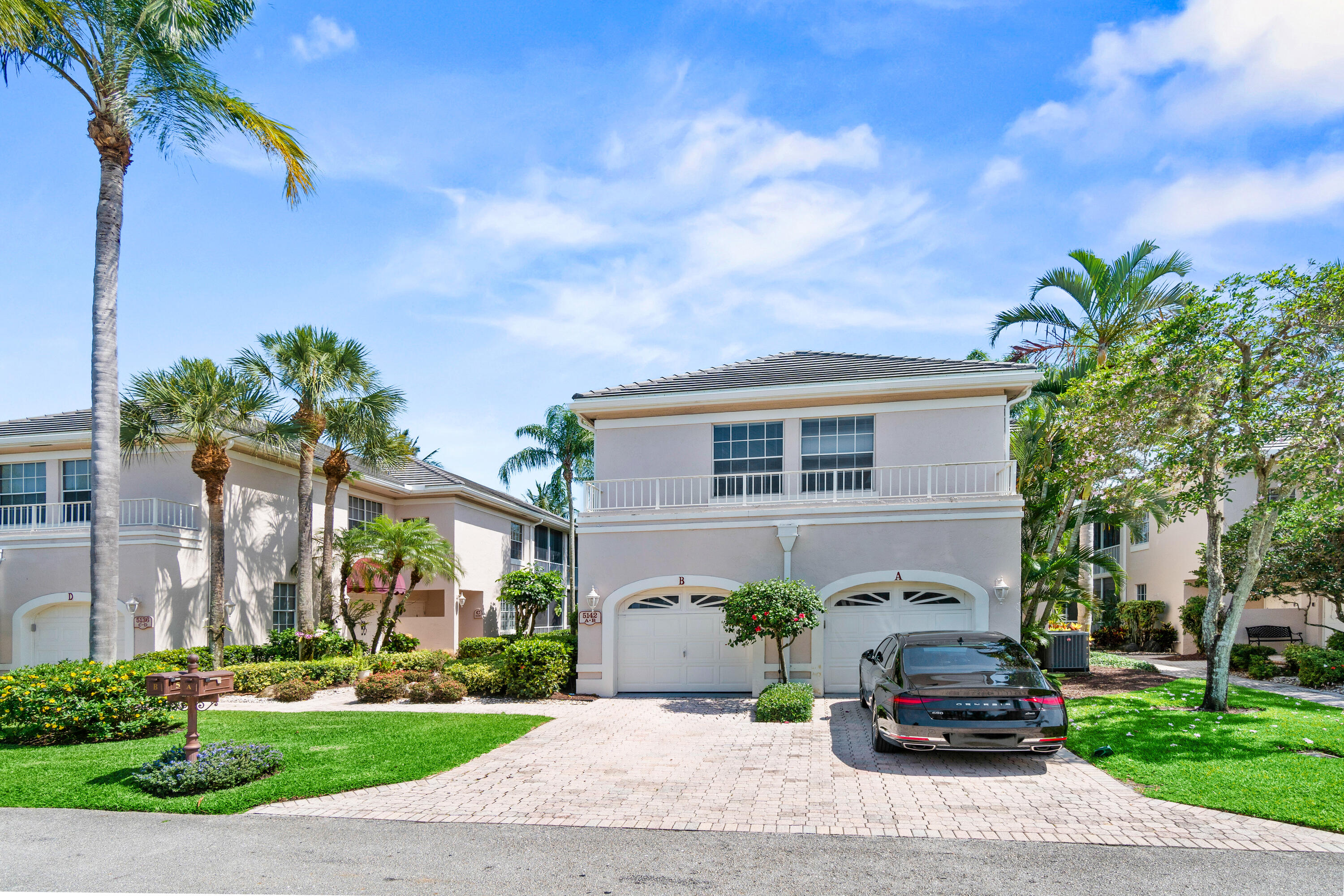 CATALINA / POLO CLUB - Residential