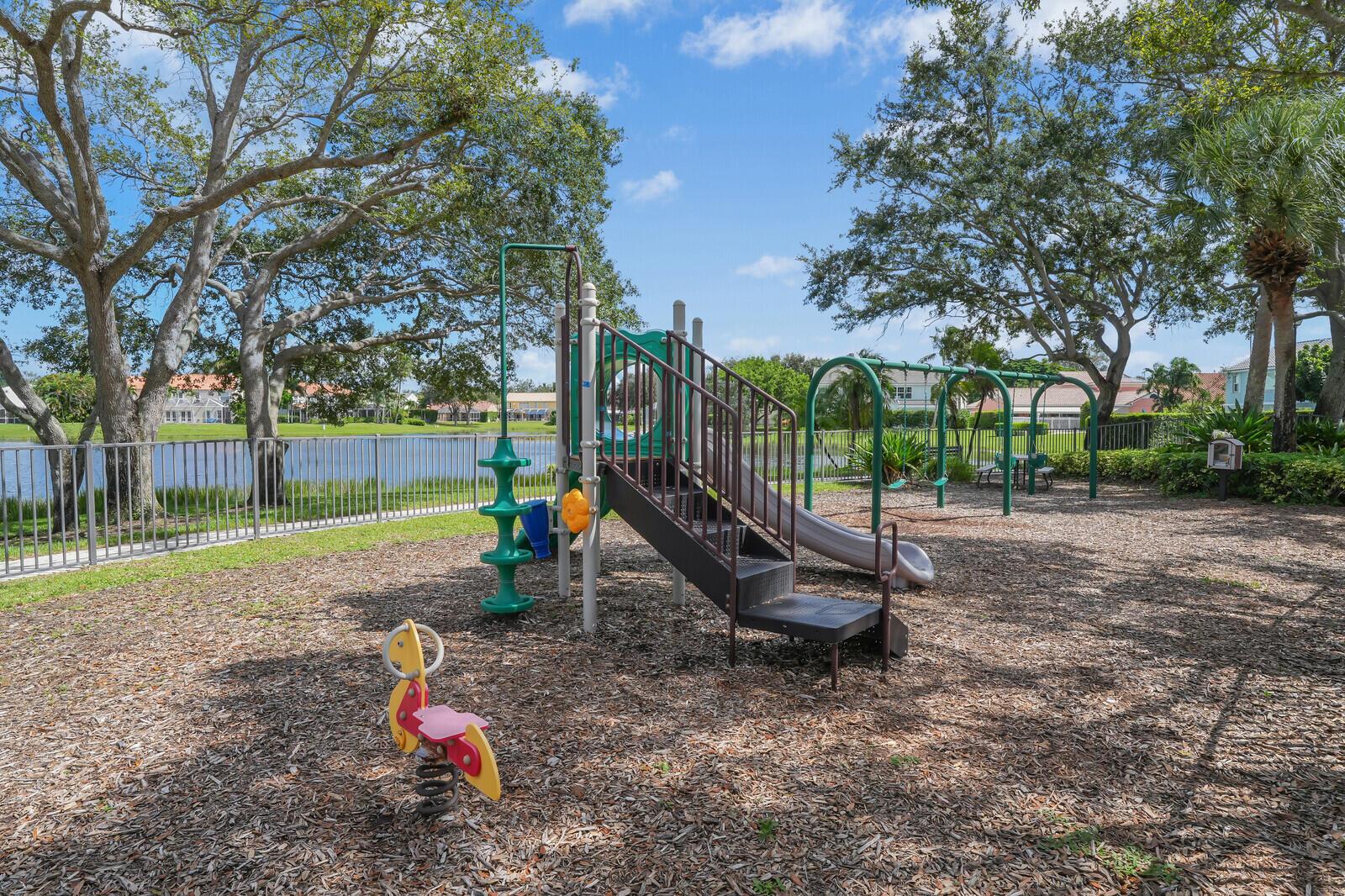 GARDENS HUNT CLUB - Residential