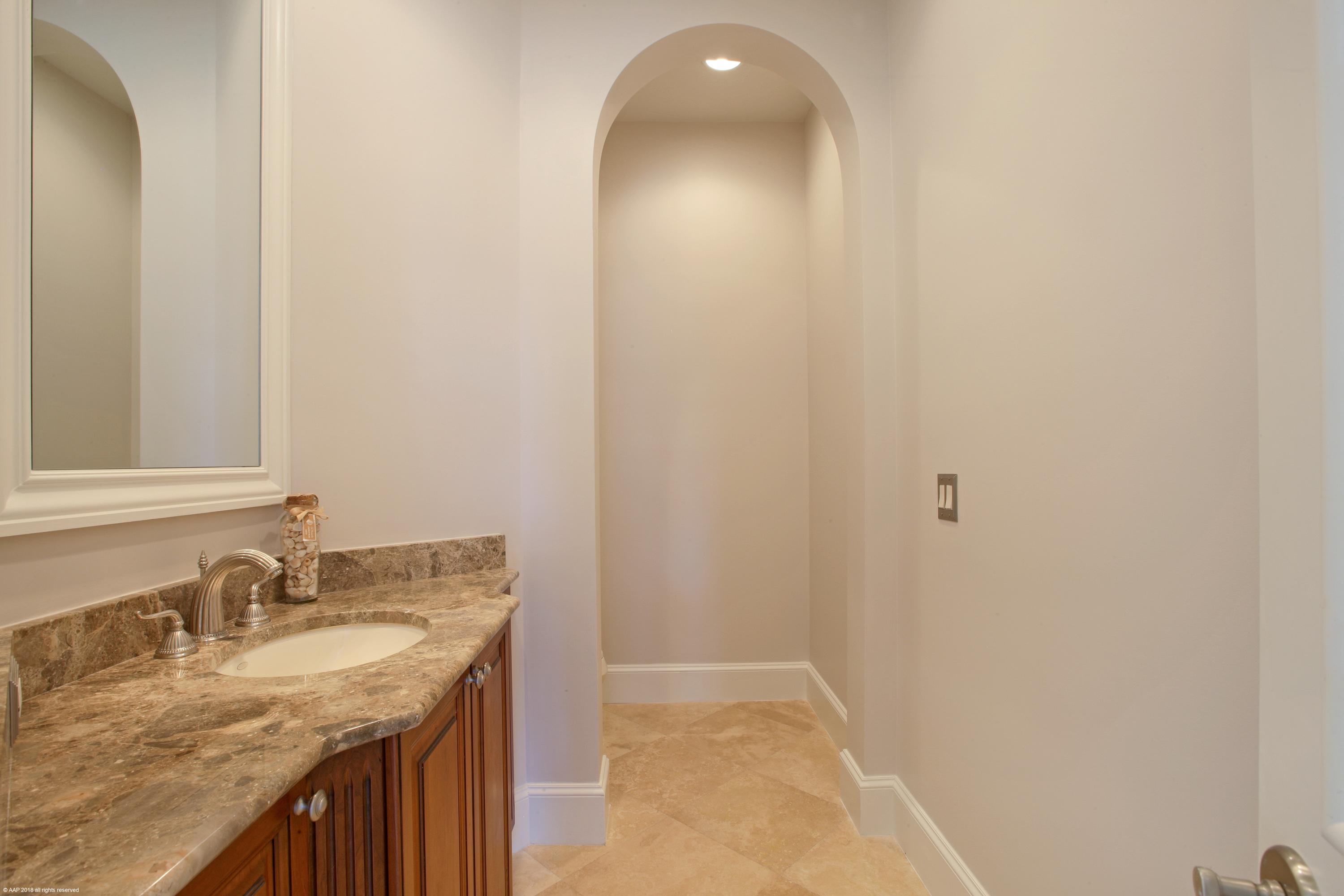 OLD PALM - Residential