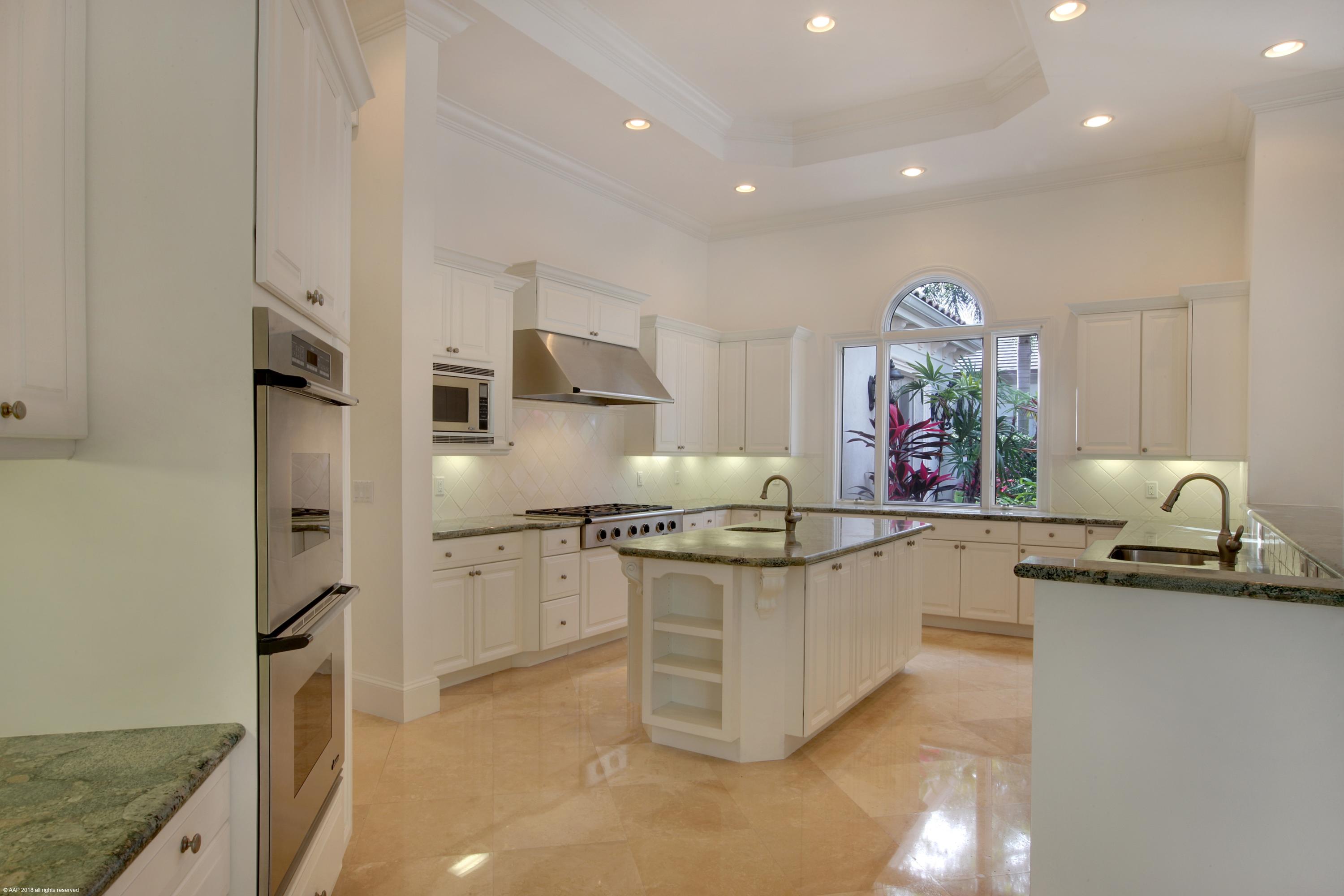 OLD PALM - Residential