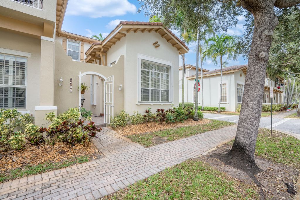 Photo of 2411 NW 7th Street, Boynton Beach, FL 33426 (MLS # R10947380)