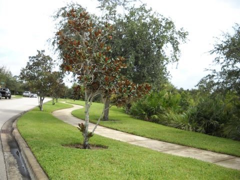 A home in Port Saint Lucie