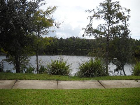 A home in Port Saint Lucie