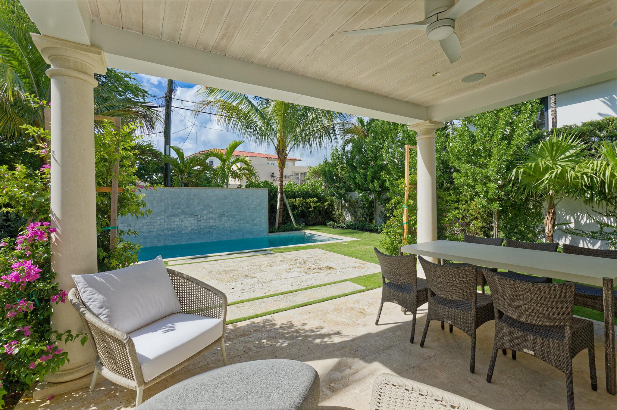 View photos, virtual tours, details... 164 Seaspray Avenue