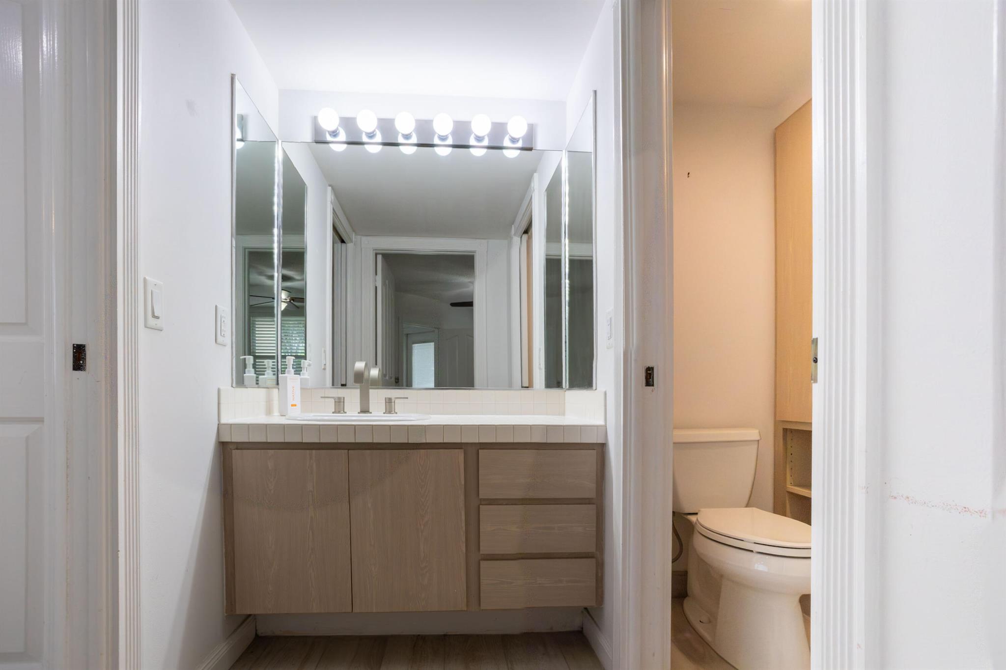 WELLESLEY AT LAKE CLARKE - Residential