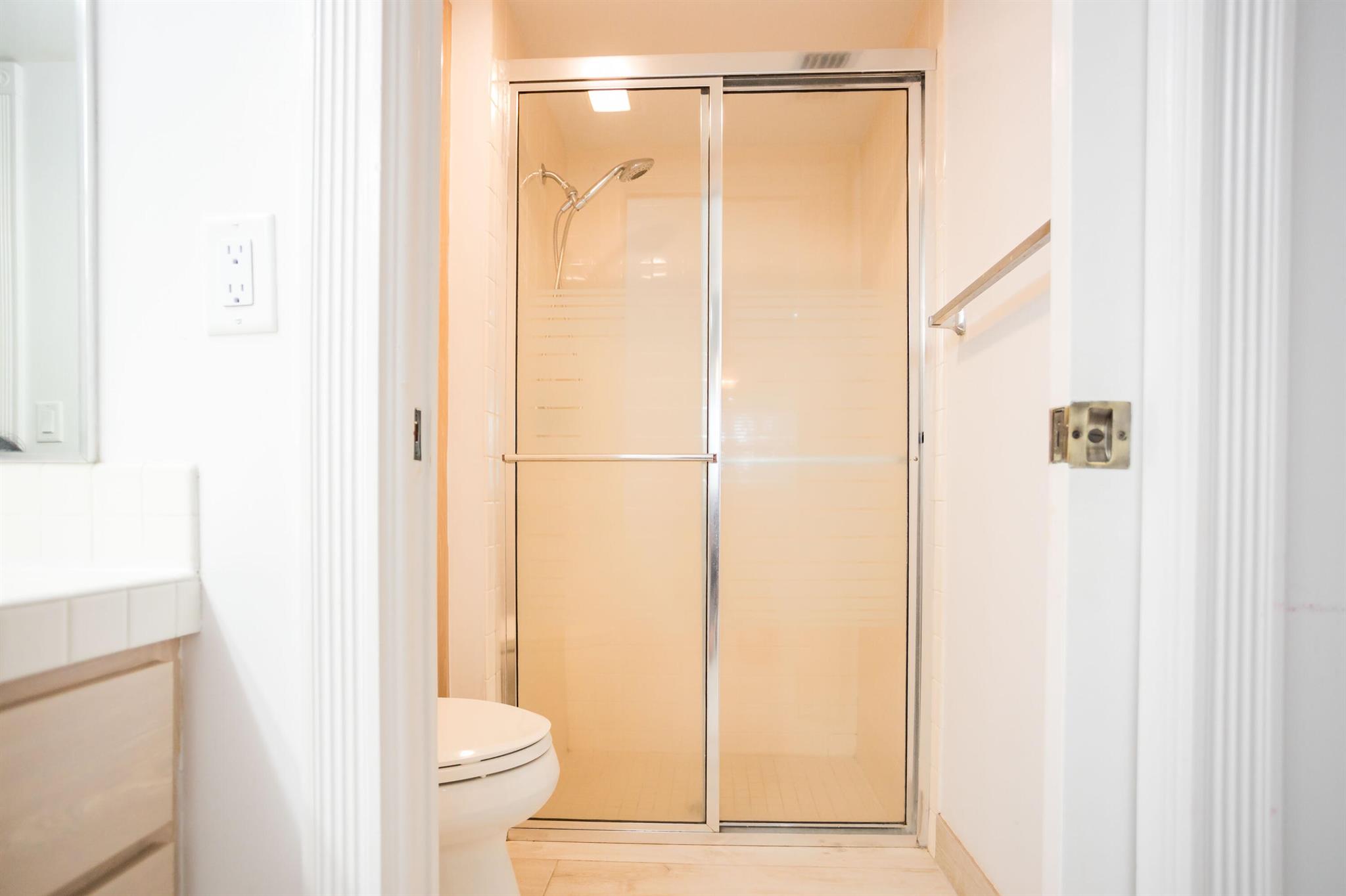 WELLESLEY AT LAKE CLARKE - Residential