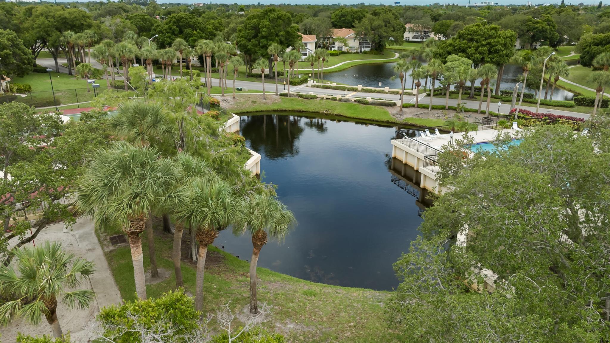 WELLESLEY AT LAKE CLARKE - Residential