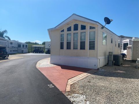 A home in Okeechobee