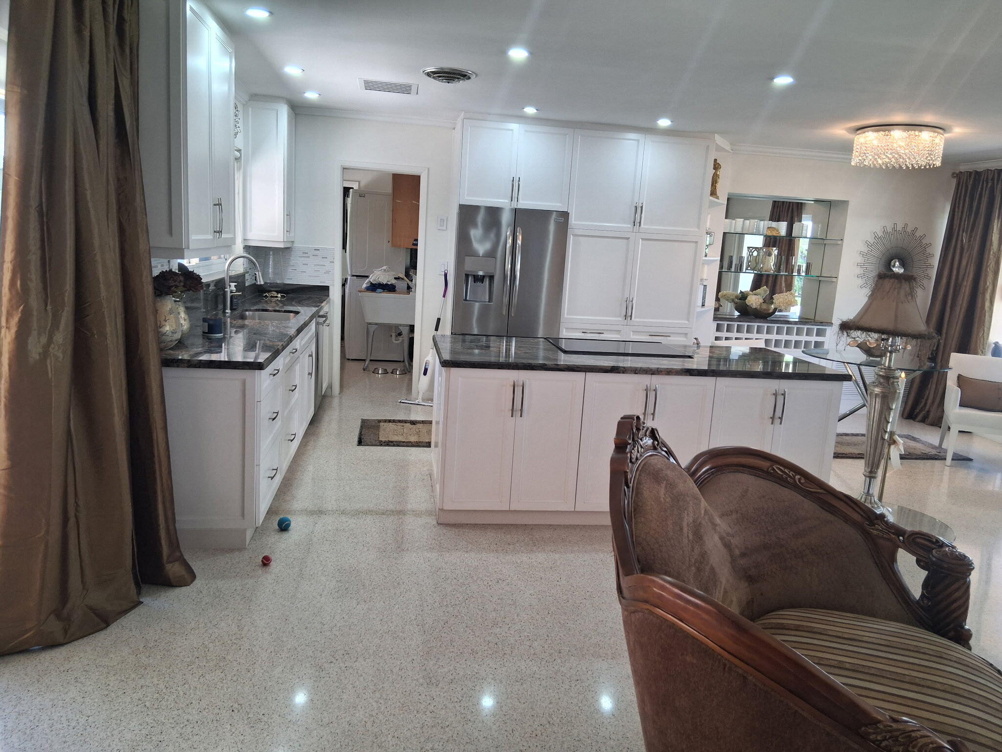 PALM CLUB CO-OP - Residential