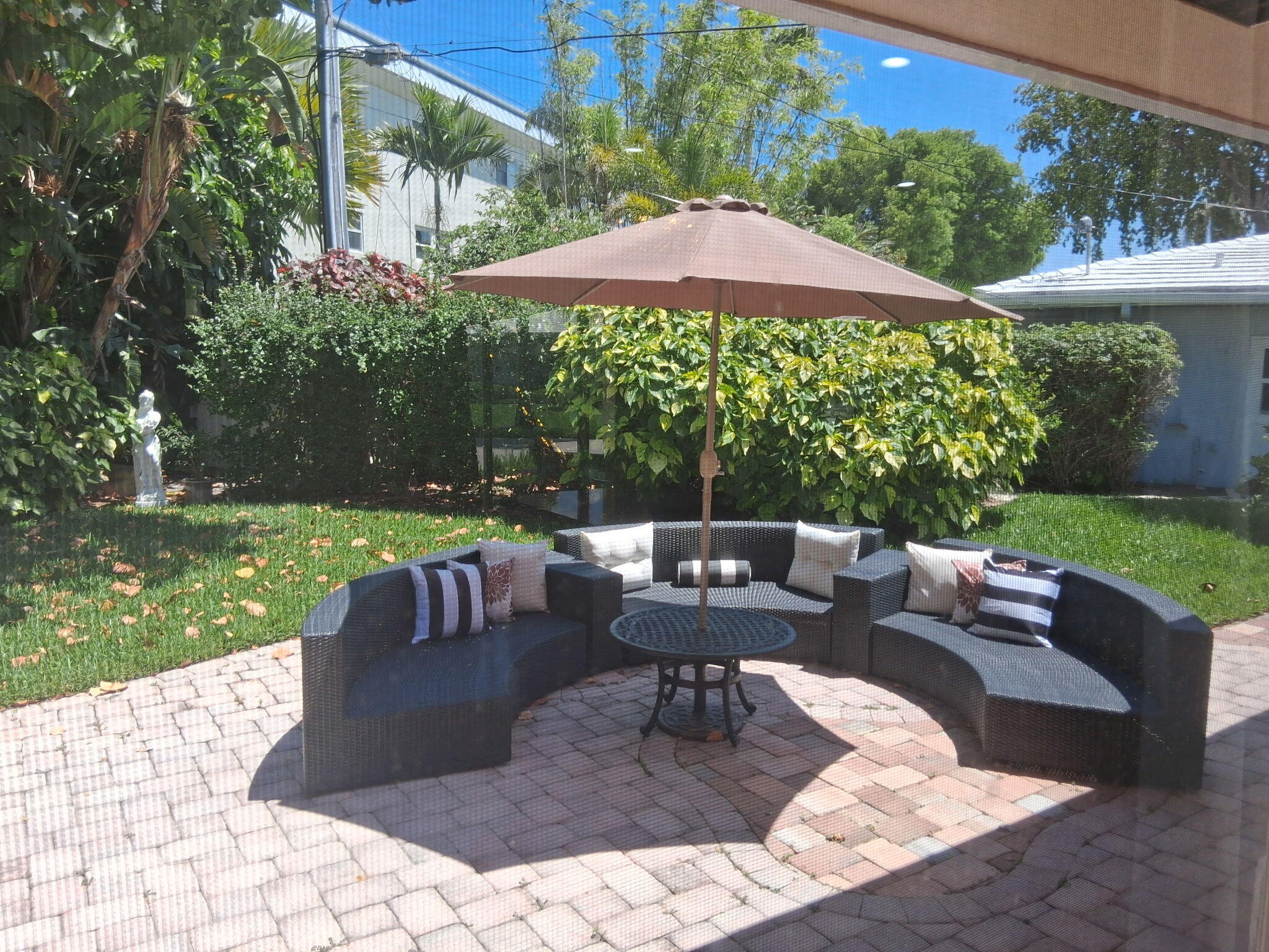 PALM CLUB CO-OP - Residential