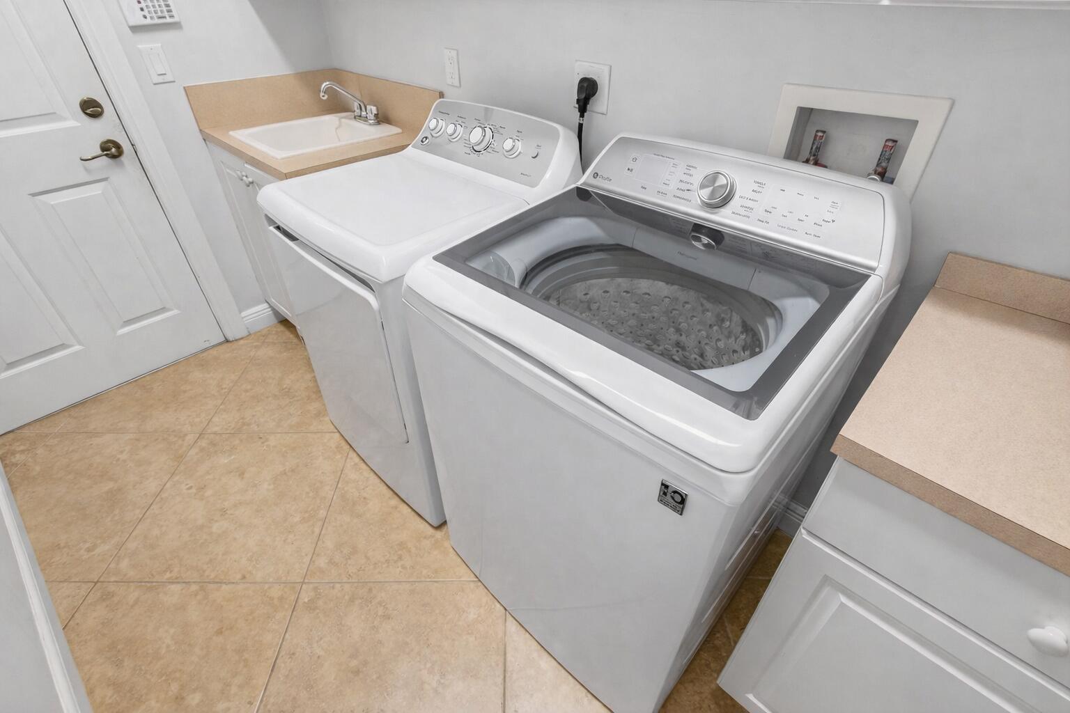 GRAND HAVEN AT LINTON BLVD - Residential