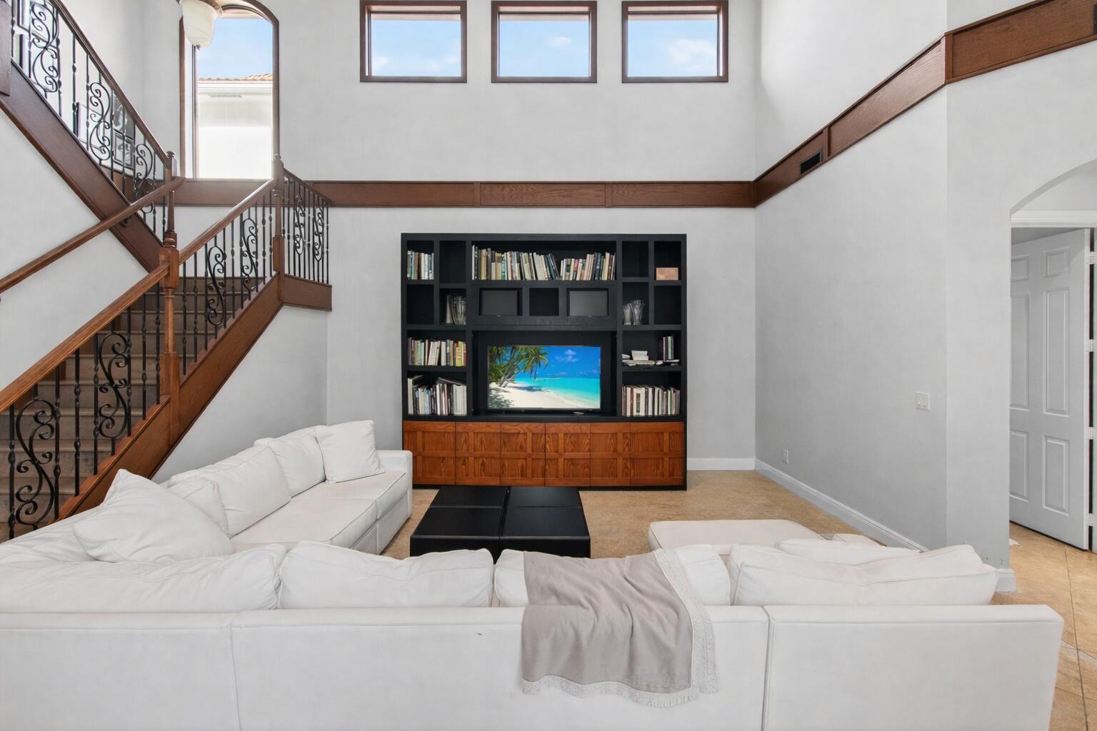 GRAND HAVEN AT LINTON BLVD - Residential