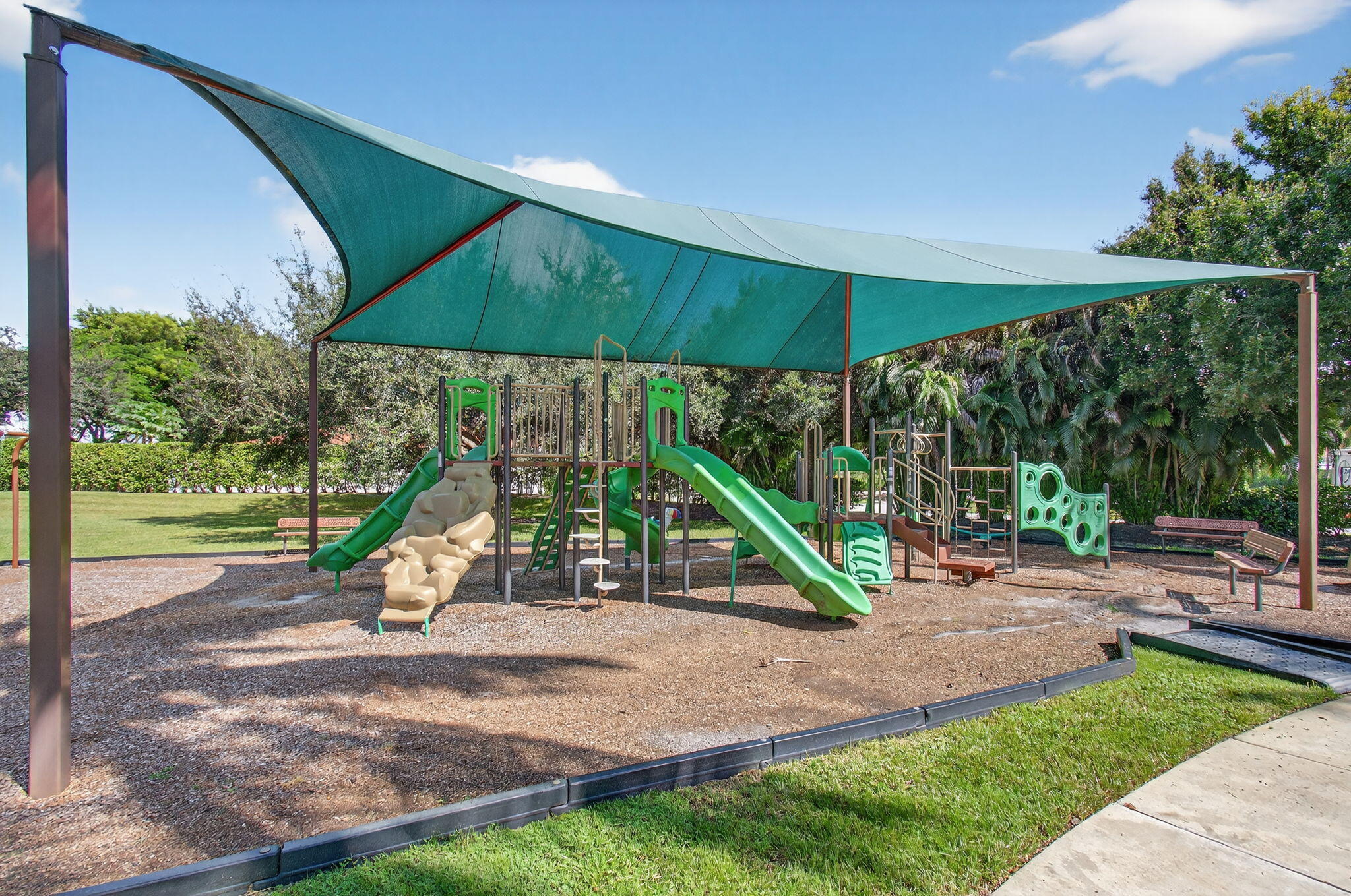 GRAND HAVEN AT LINTON BLVD - Residential