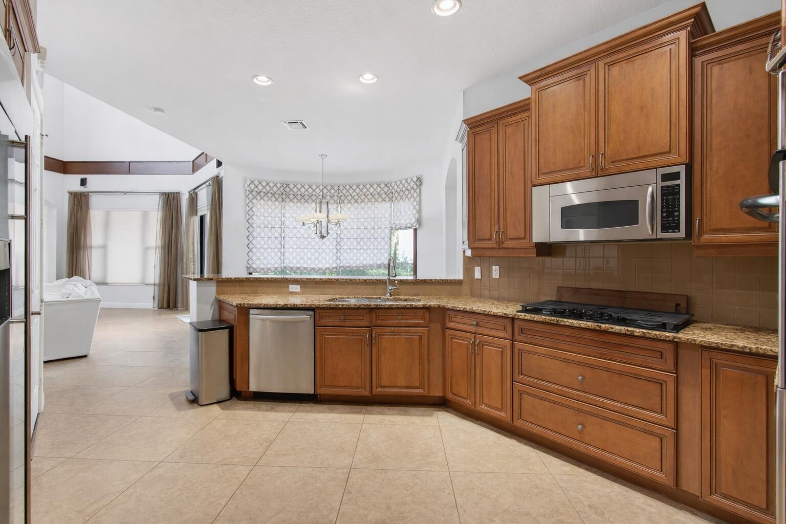 GRAND HAVEN AT LINTON BLVD - Residential