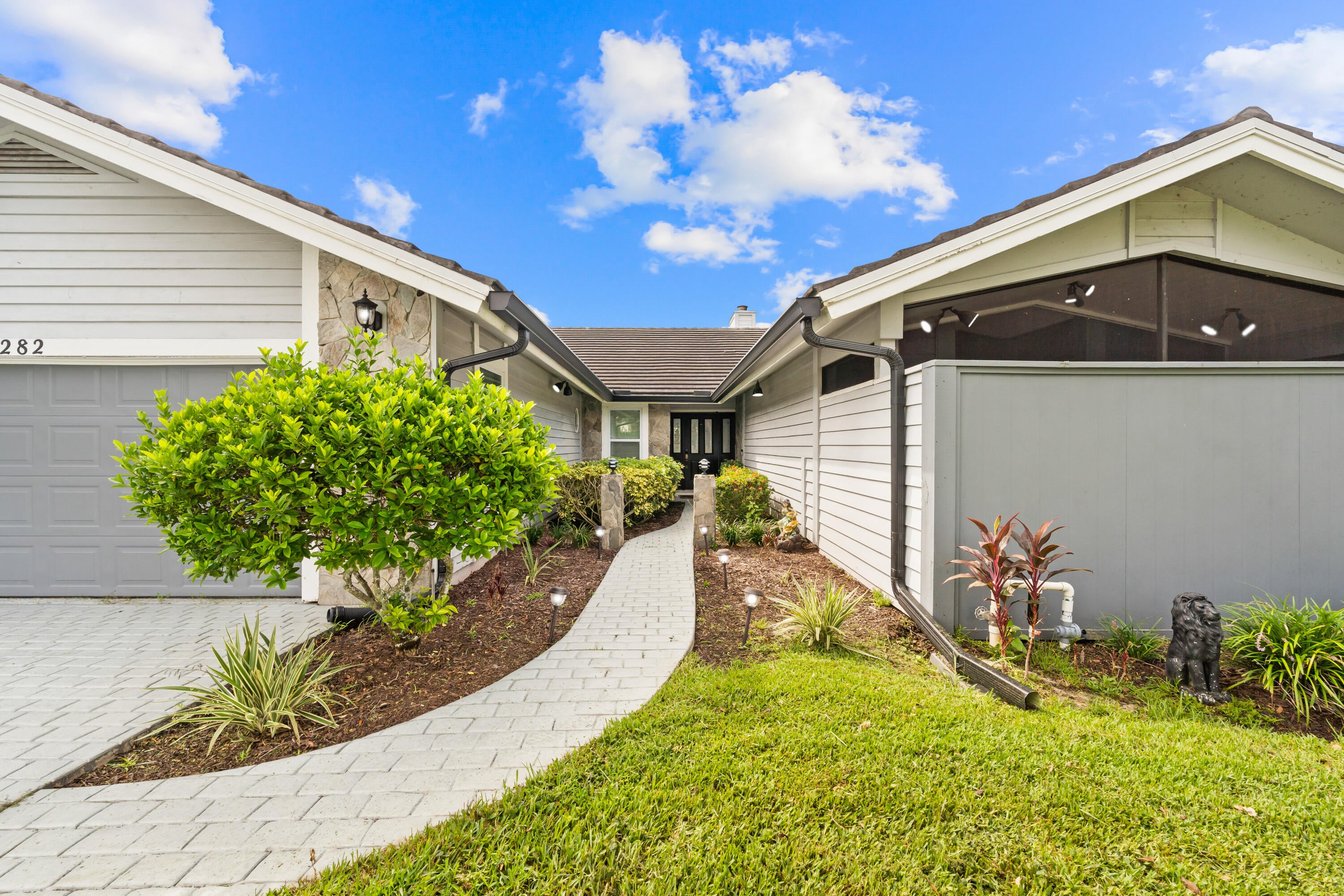 1282 SW BENT PINE Cove