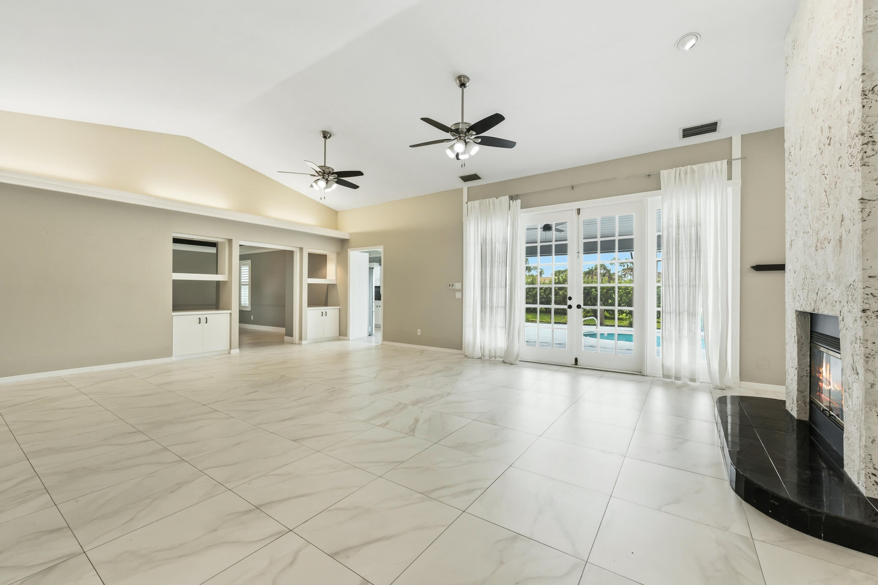 1282 SW BENT PINE Cove