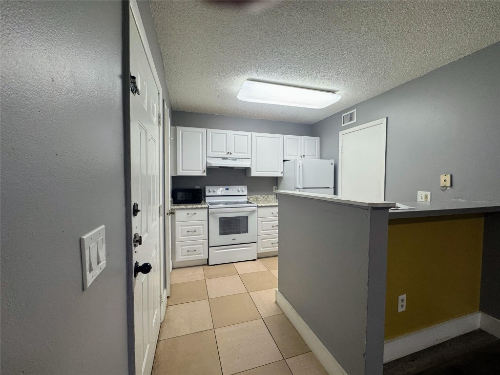 PALM AIRE GARDENS - Residential