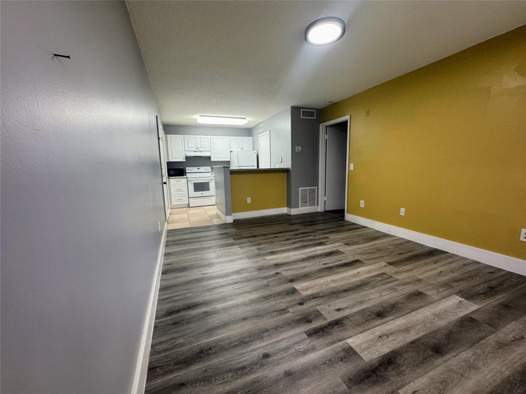 PALM AIRE GARDENS - Residential