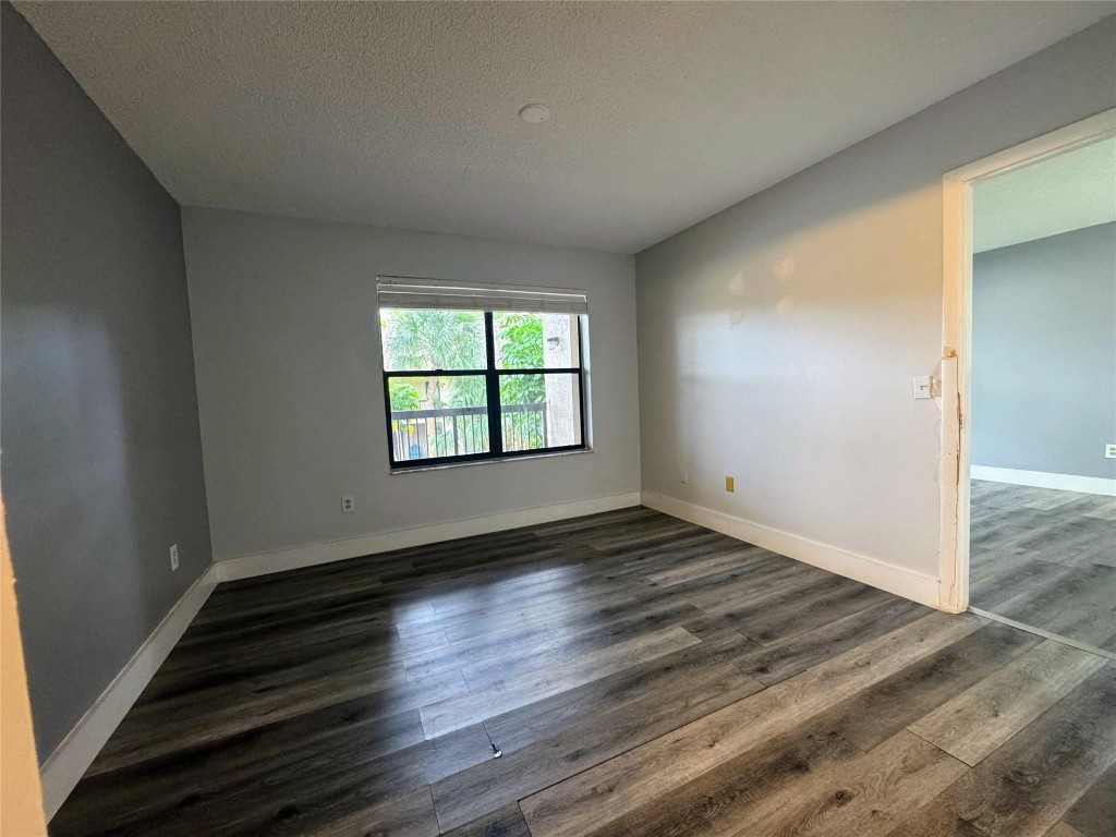 PALM AIRE GARDENS - Residential