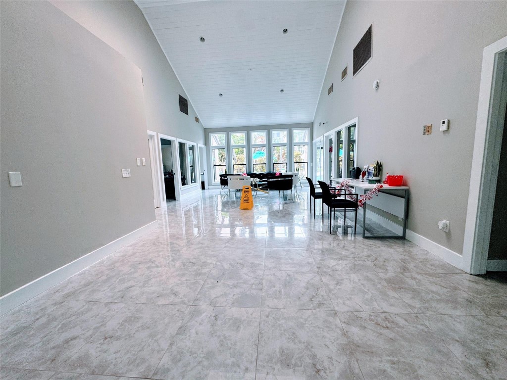 PALM AIRE GARDENS - Residential