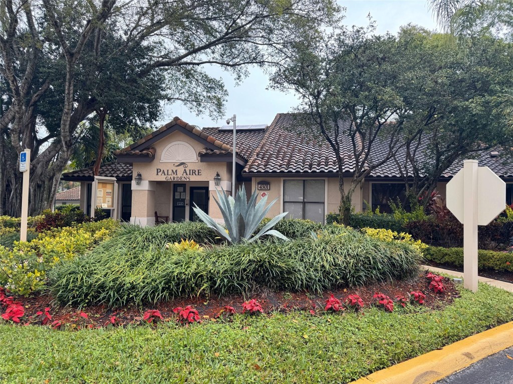 PALM AIRE GARDENS - Residential