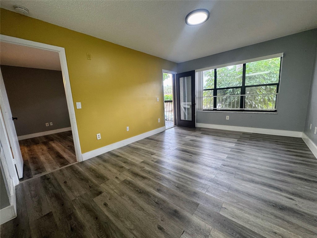 PALM AIRE GARDENS - Residential