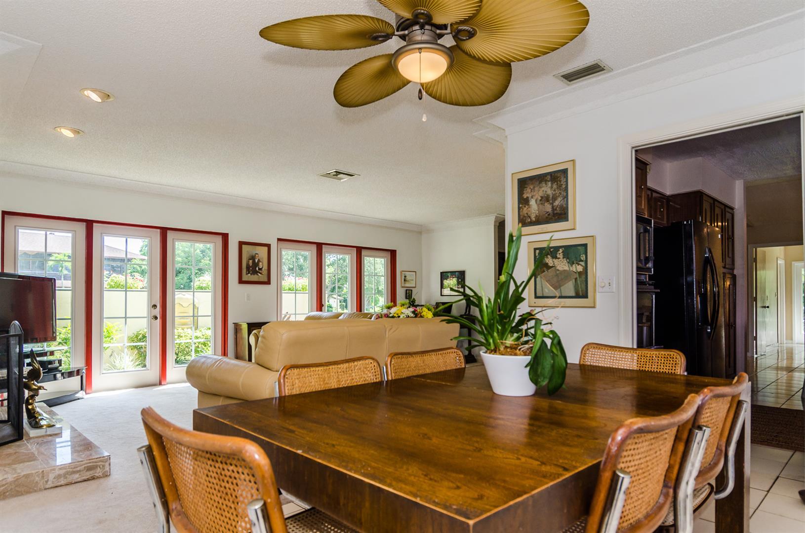 LAKEVIEW - Residential