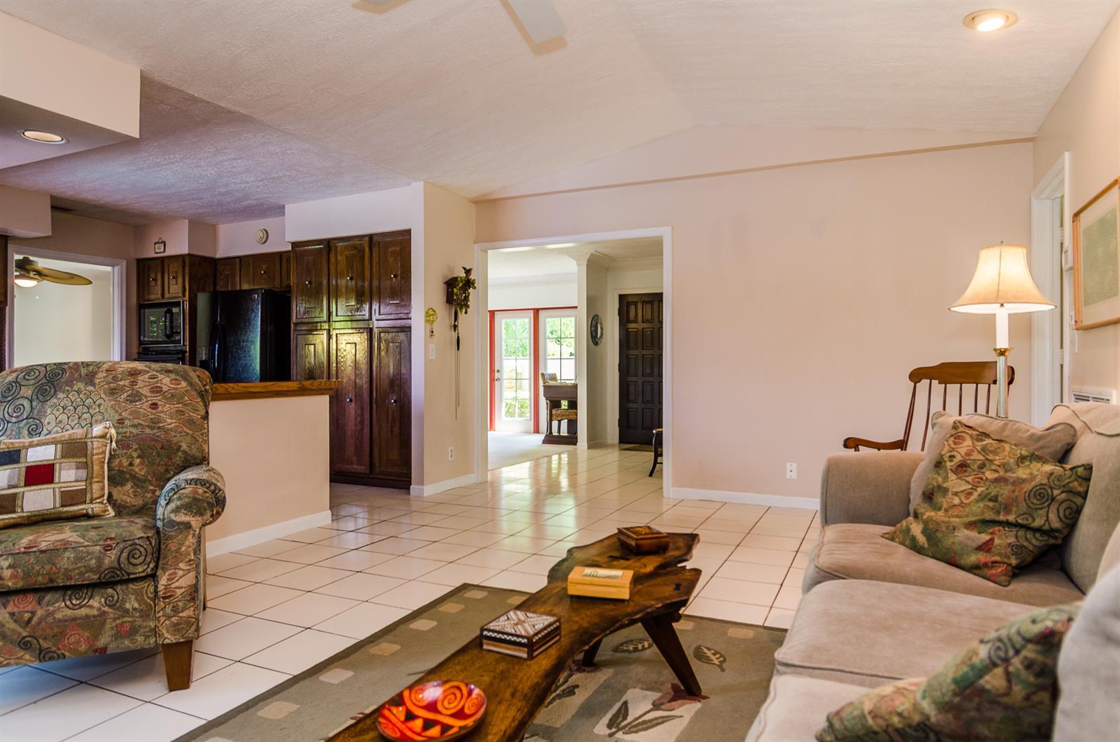 LAKEVIEW - Residential