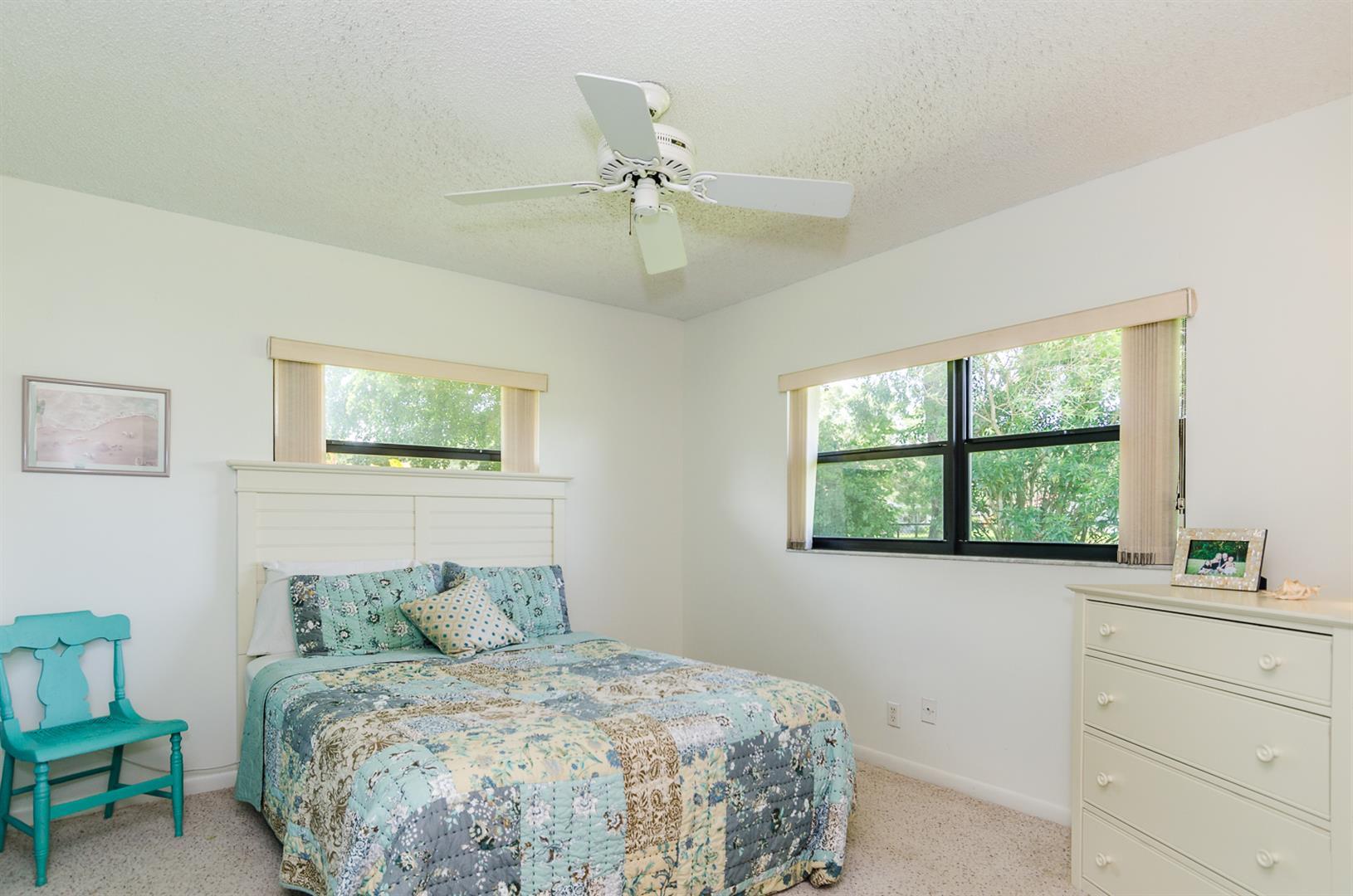 LAKEVIEW - Residential