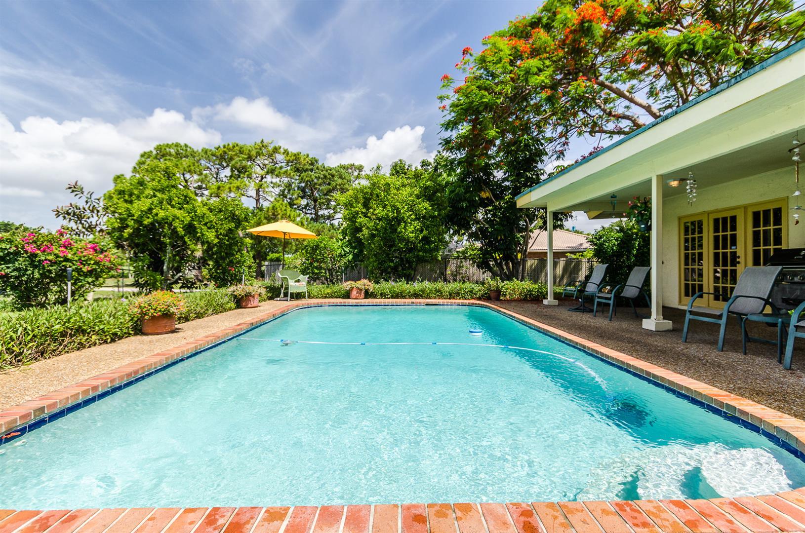 LAKEVIEW - Residential