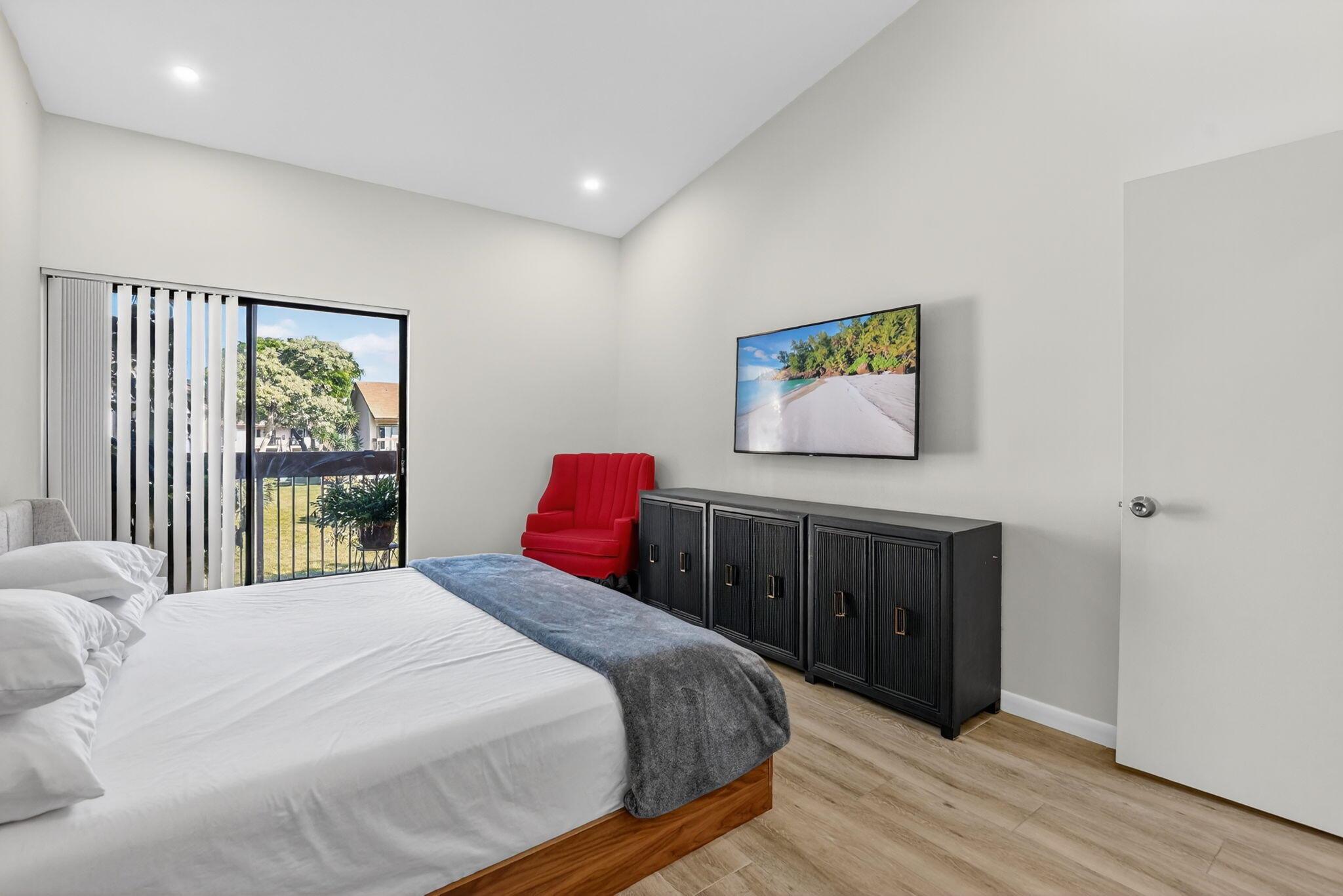 MEADOWRIDGE CONDO - Residential