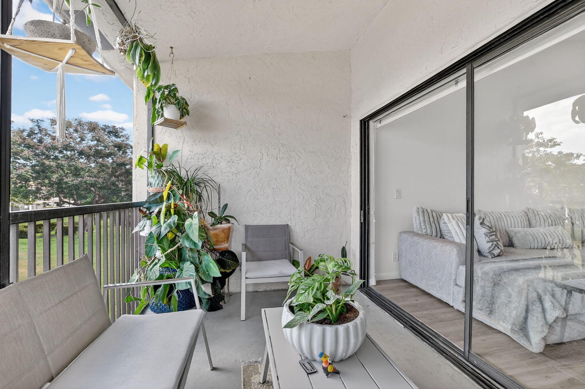 MEADOWRIDGE CONDO - Residential