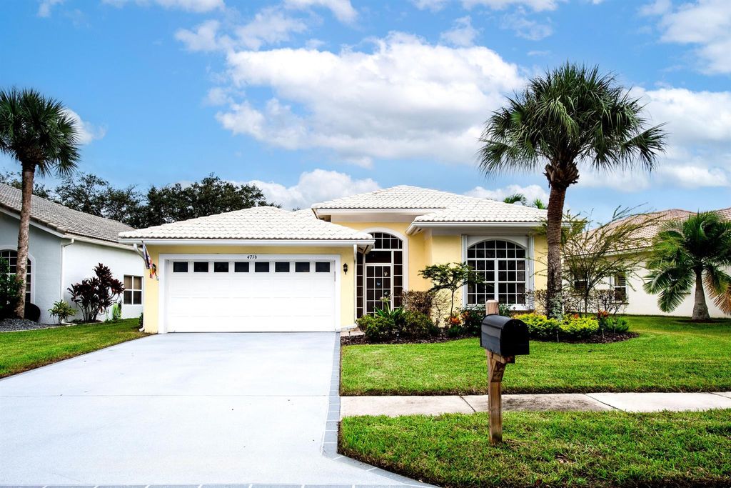 Photo of 4716 SE Mizner Place, Stuart, FL 34997 (MLS # R10925673)