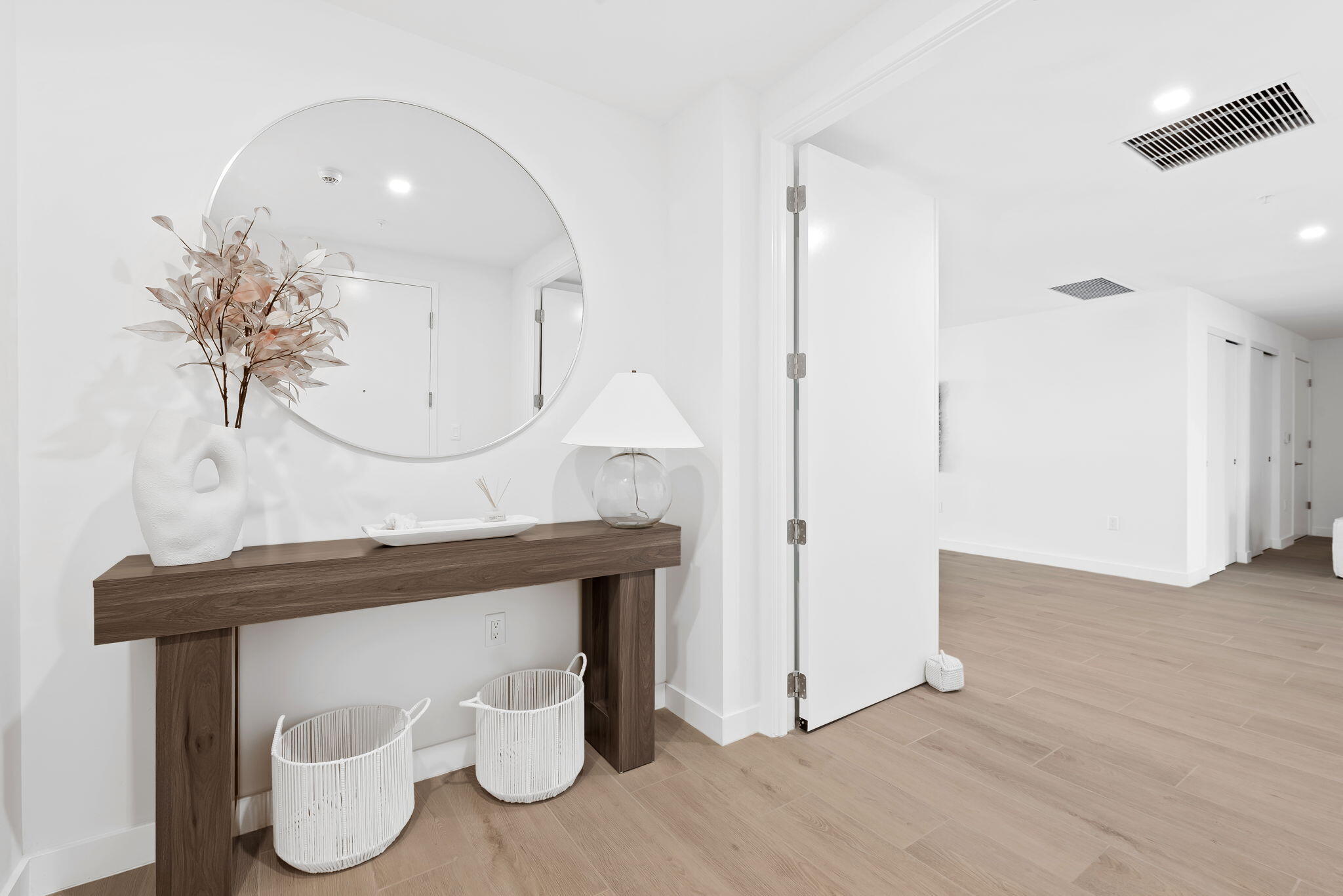 900 N Ocean Boulevard 1404