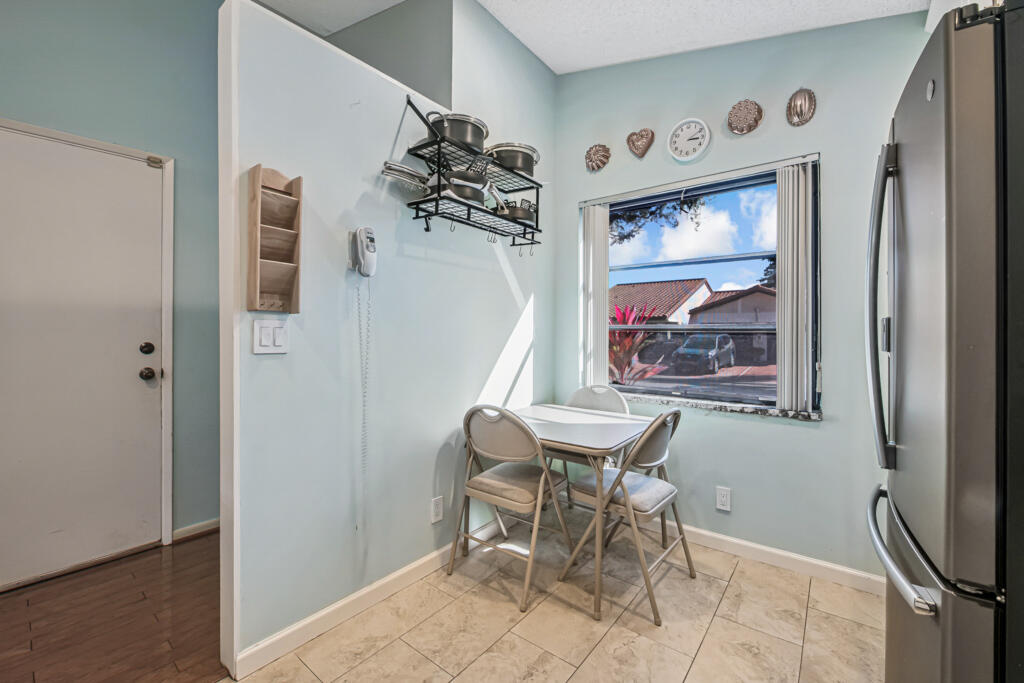 Huntington Pointe - Residential